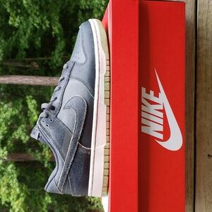 New men size 10 - NIKE DUNK LOW RETRO PRM  HALLOWEEN (2022)